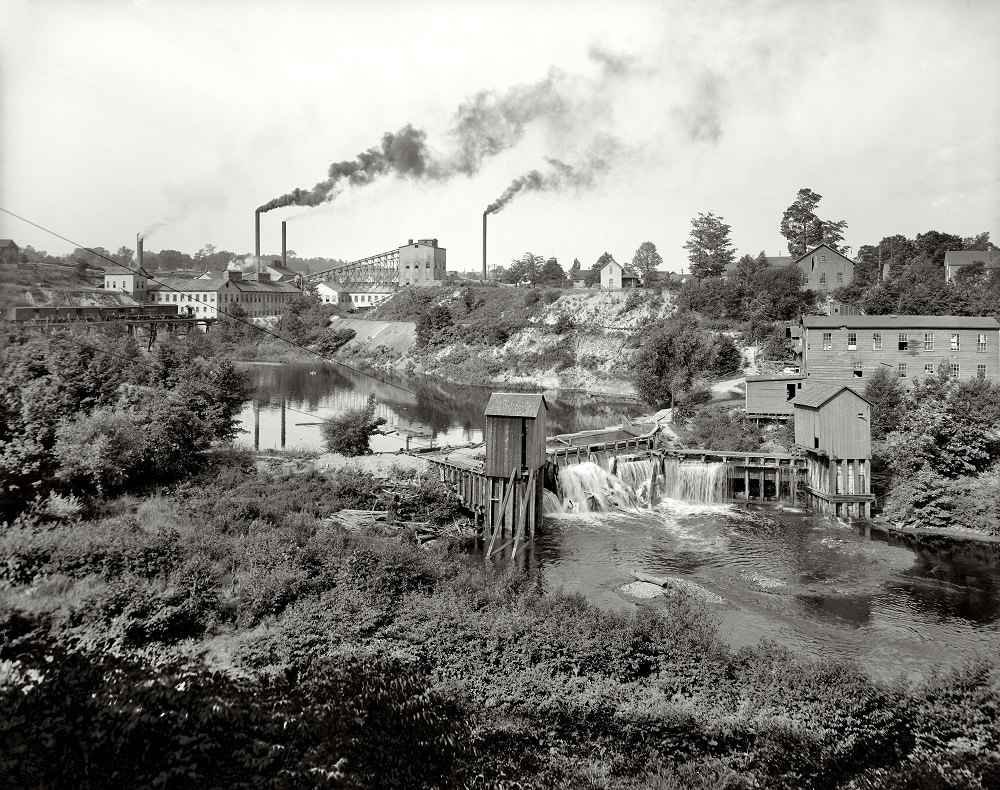 Paper mills at Petoskey, Michigan, 1908