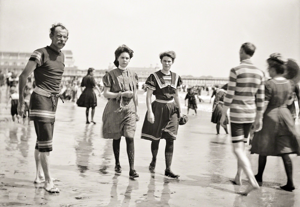 A life saver on the lookout, Atlantic City, New Jersey, circa 1905