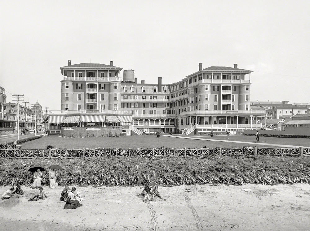 The Dennis, Atlantic City, 1901