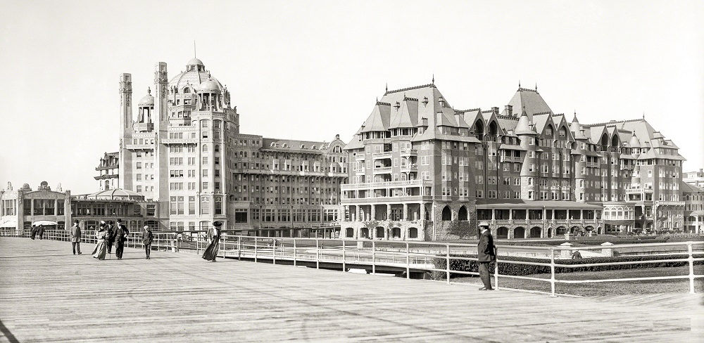 Marlborough-Blenheim hotel and Boardwalk, Atlantic City, 1908
