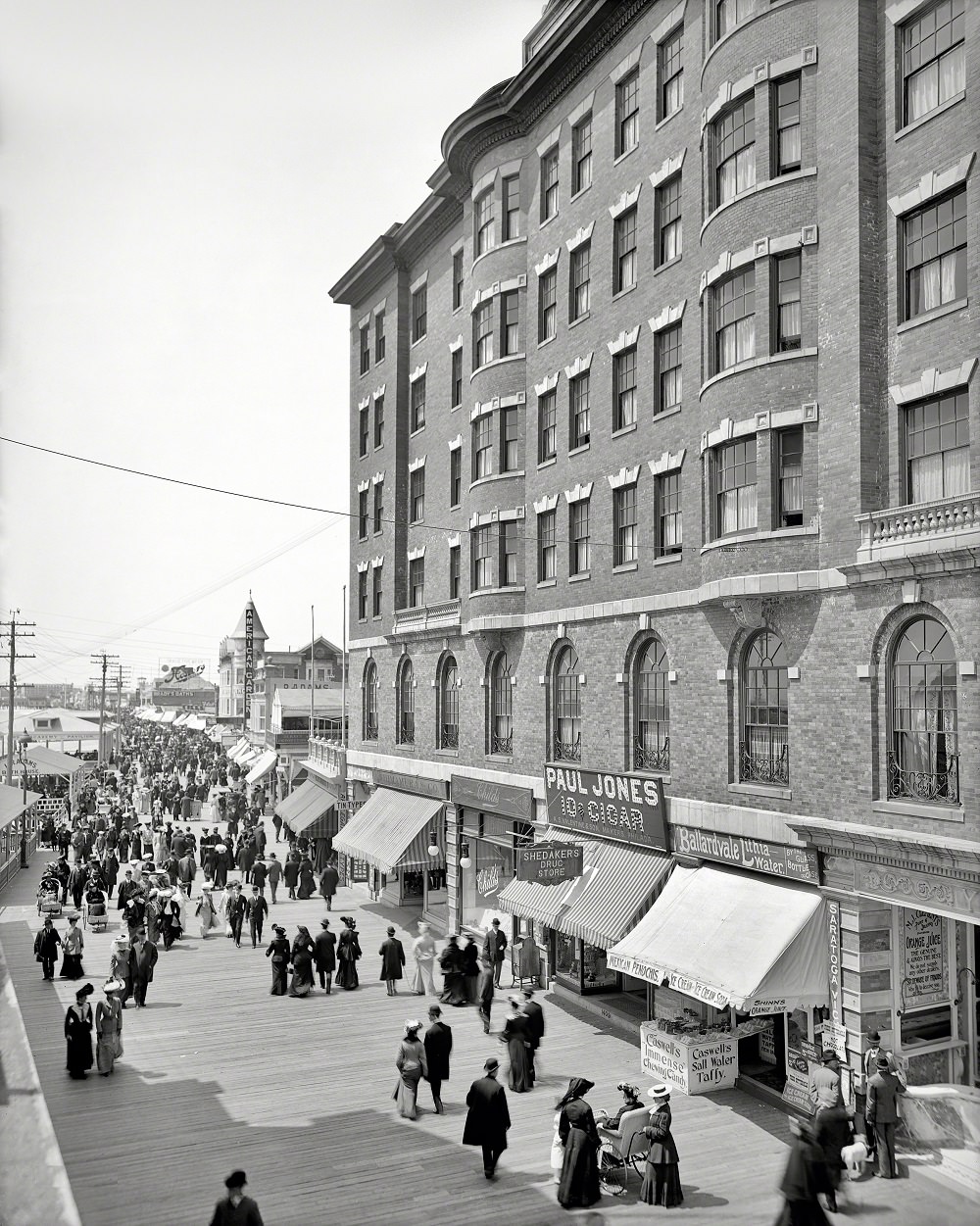 The Islesworth and Virginia Avenue, Atlantic City, 1901