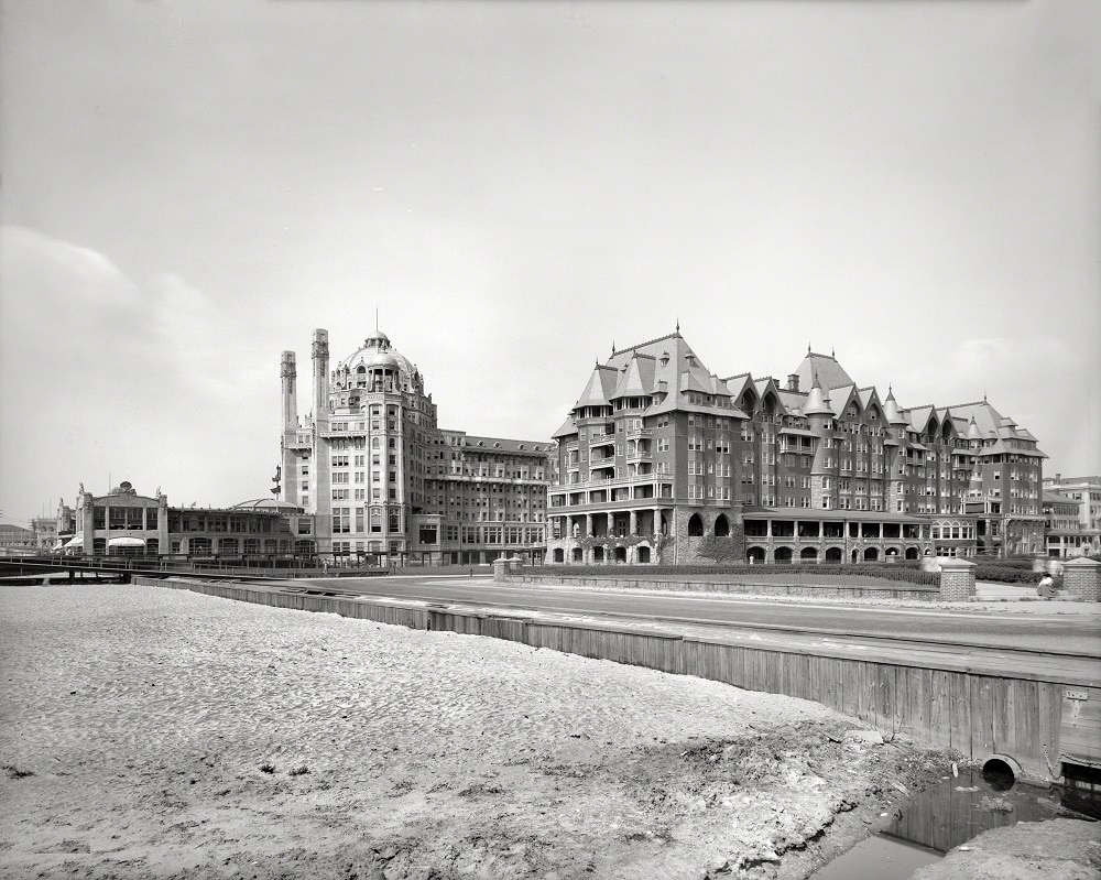 Marlborough-Blenheim Hotel, Atlantic City, The Jersey Shore circa 1905