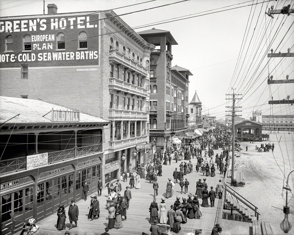 Boardwalk at Green's Hotel, Atlantic City, 1904