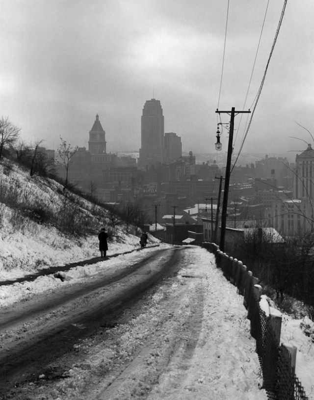 Looking down Monastery St. toward downtown Cincinnati, December 30th, 1939