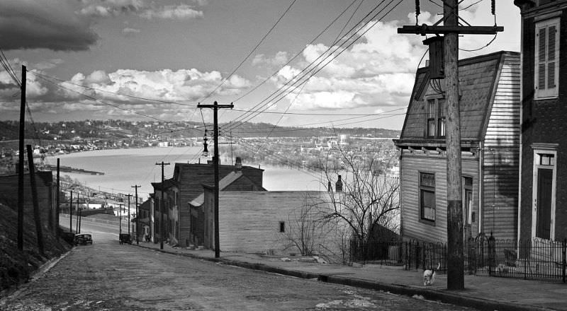 Looking east down Hill Street in Mt. Adams, April 15th, 1939