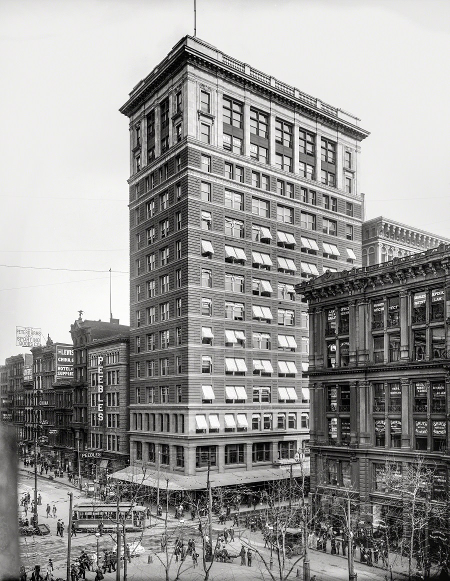 Traction Building, Walnut and Fifth, Cincinnati, Circa 1906