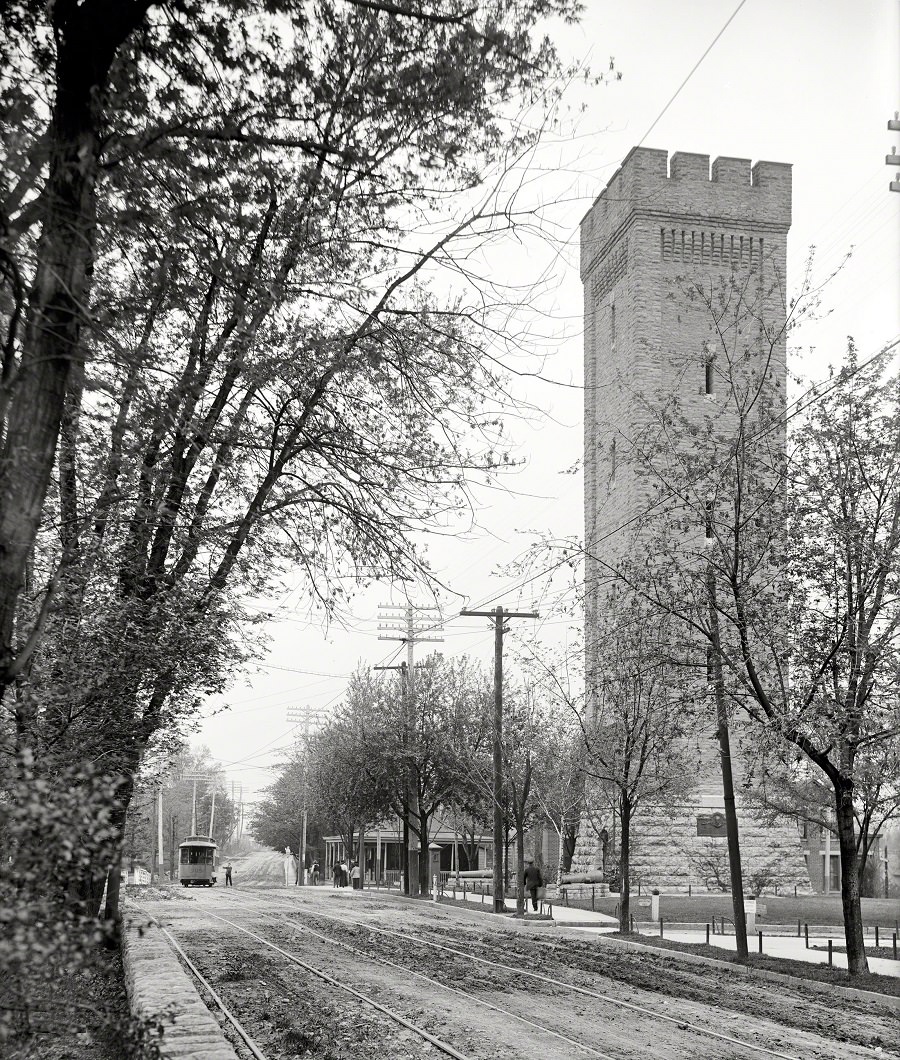 The Water Tower at Fort Thomas, , Cincinnati circa 1907