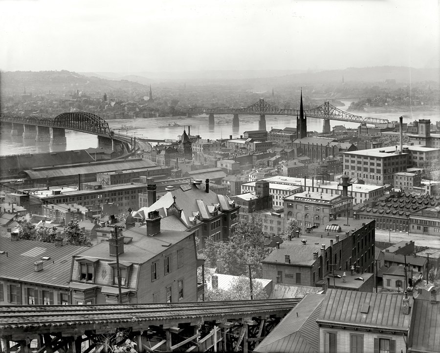 Cincinnati from Mount Adams, circa 1909