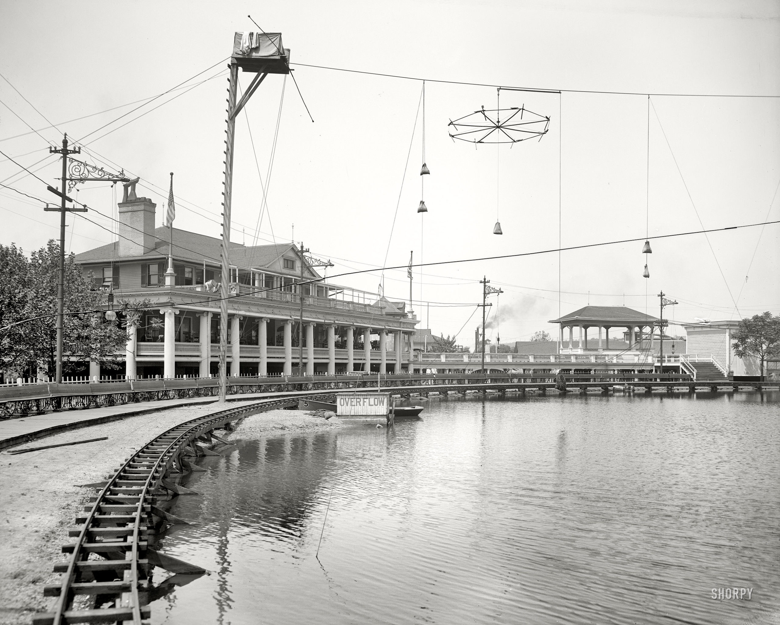 Lake and clubhouse, Chester Park, , Cincinnati circa 1906
