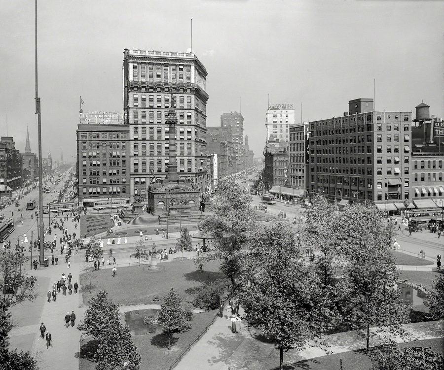Public Square, Cleveland, Ohio, circa 1900