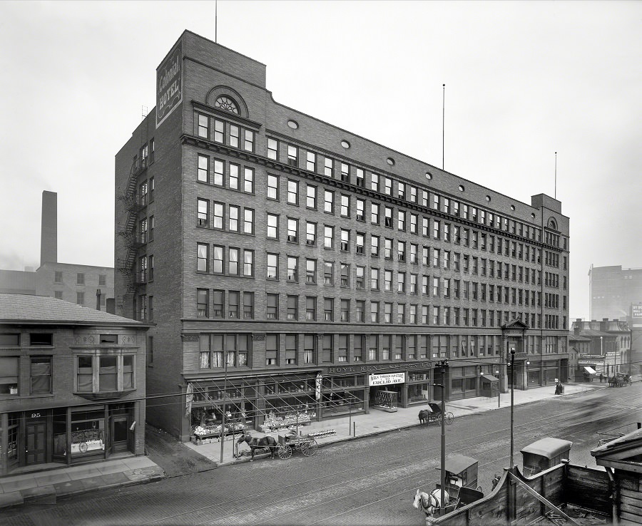 Colonial Hotel, Cleveland, 1900