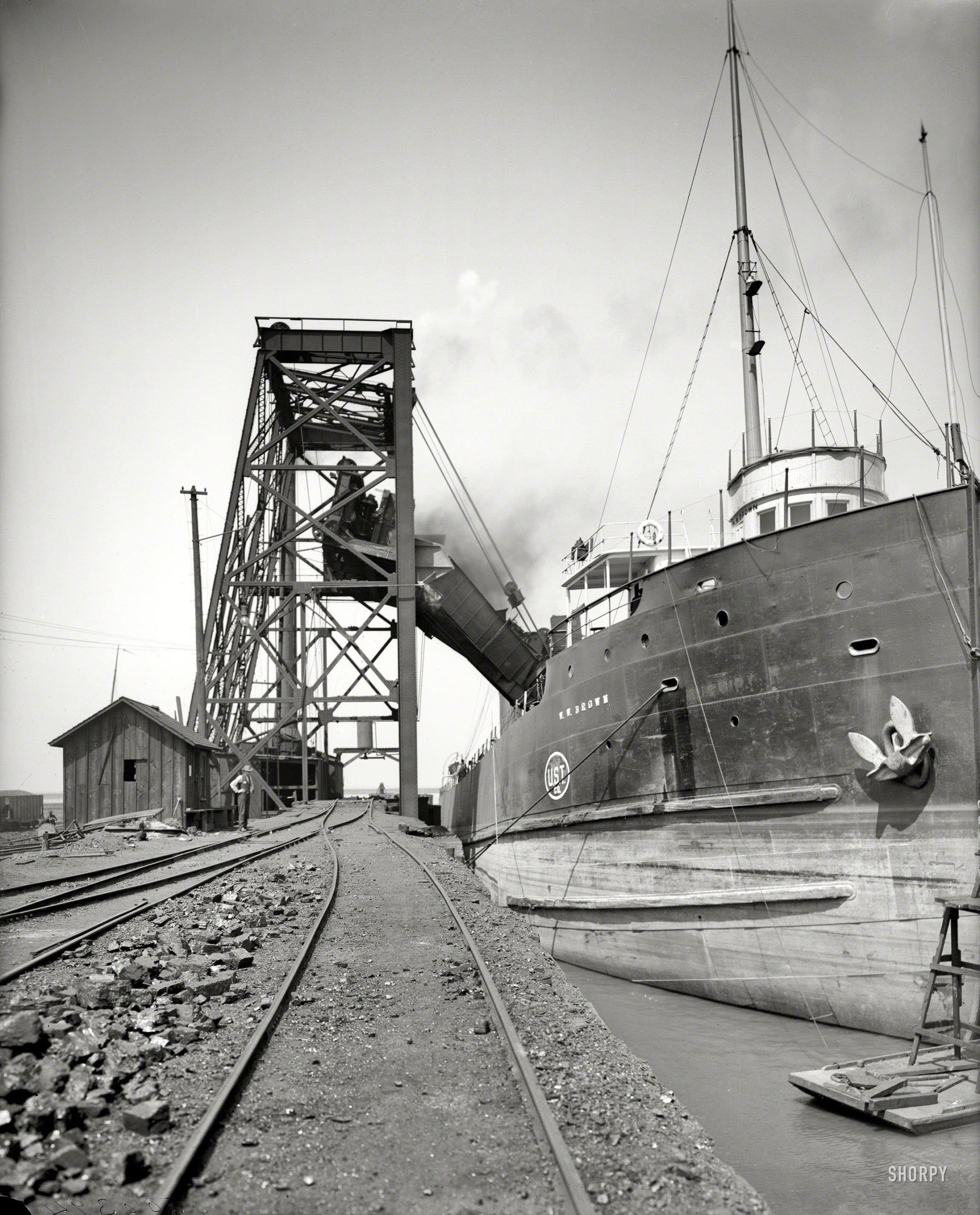 Freighter W.W. Brown taking on coal, Cleveland circa 1910