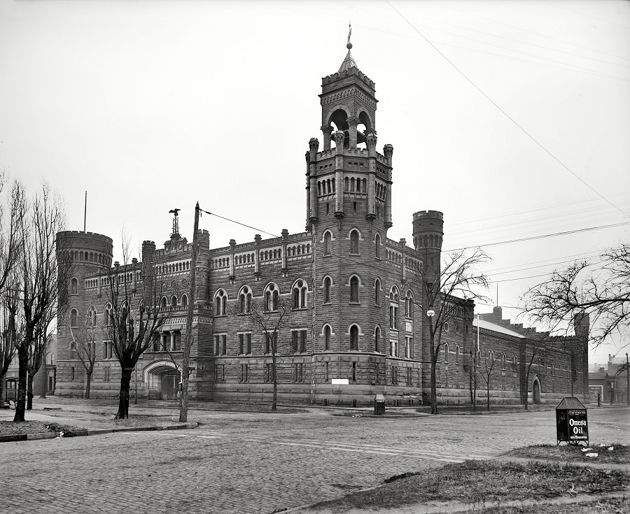 Armory of the Ohio National Guard, Cleveland circa 1901