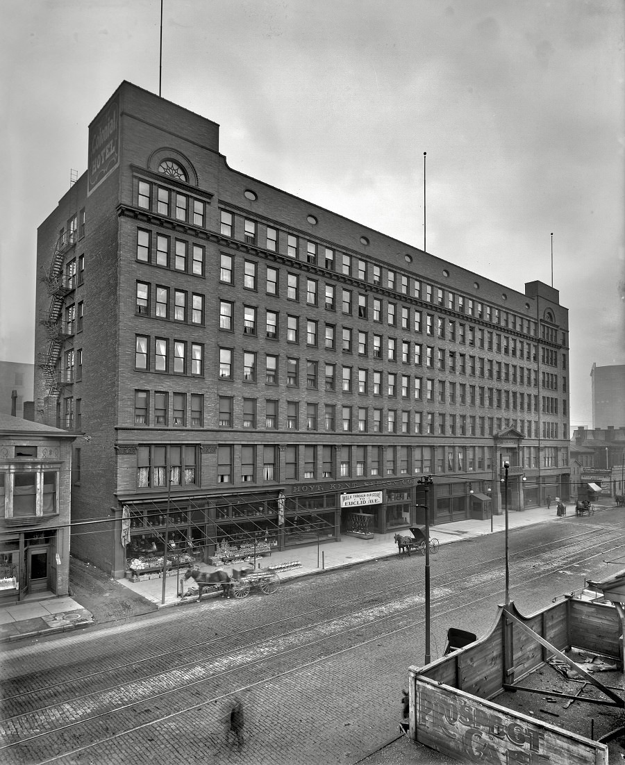 Colonial Hotel, Cleveland, 1900