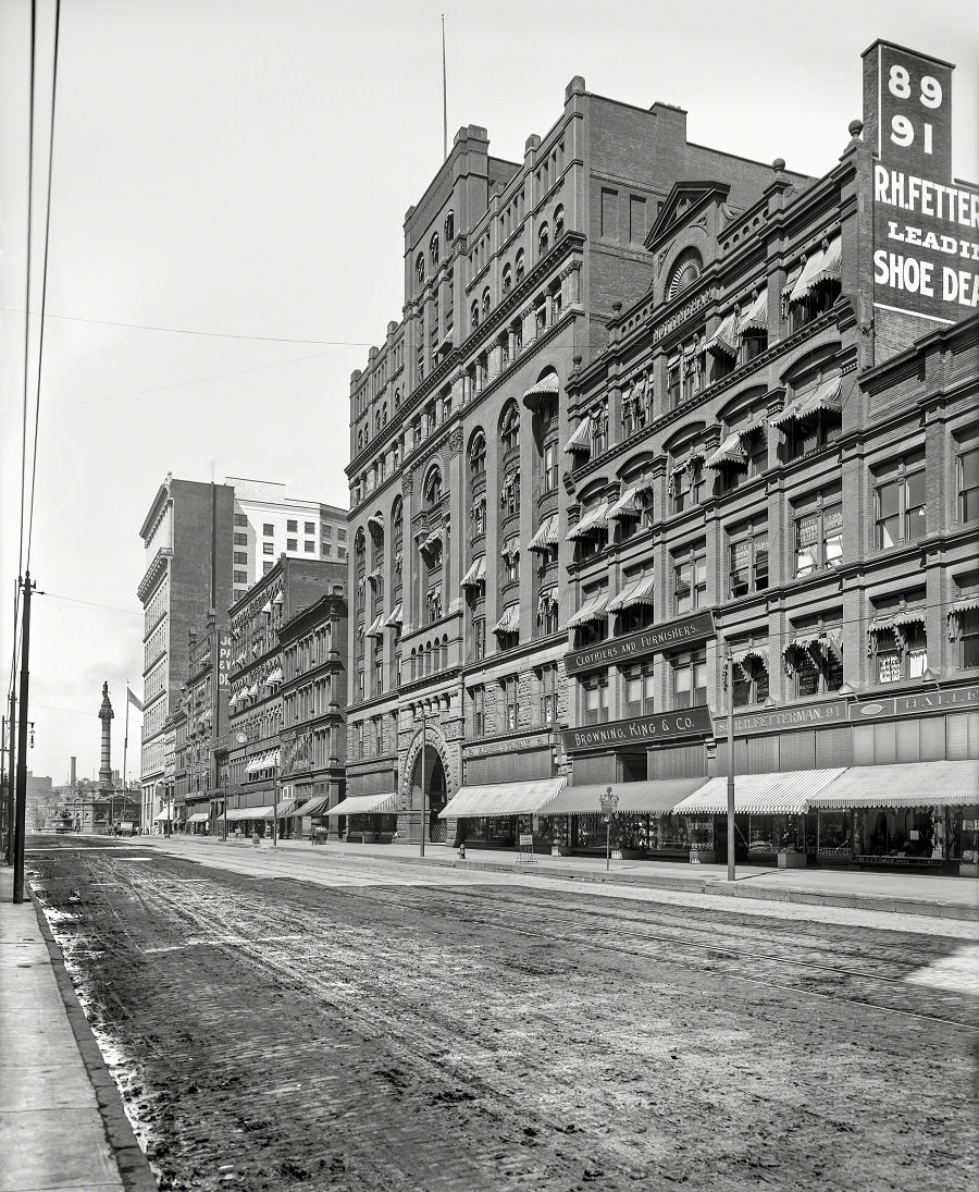 Arcade Building, south face, Euclid Avenue, Cleveland circa 1900