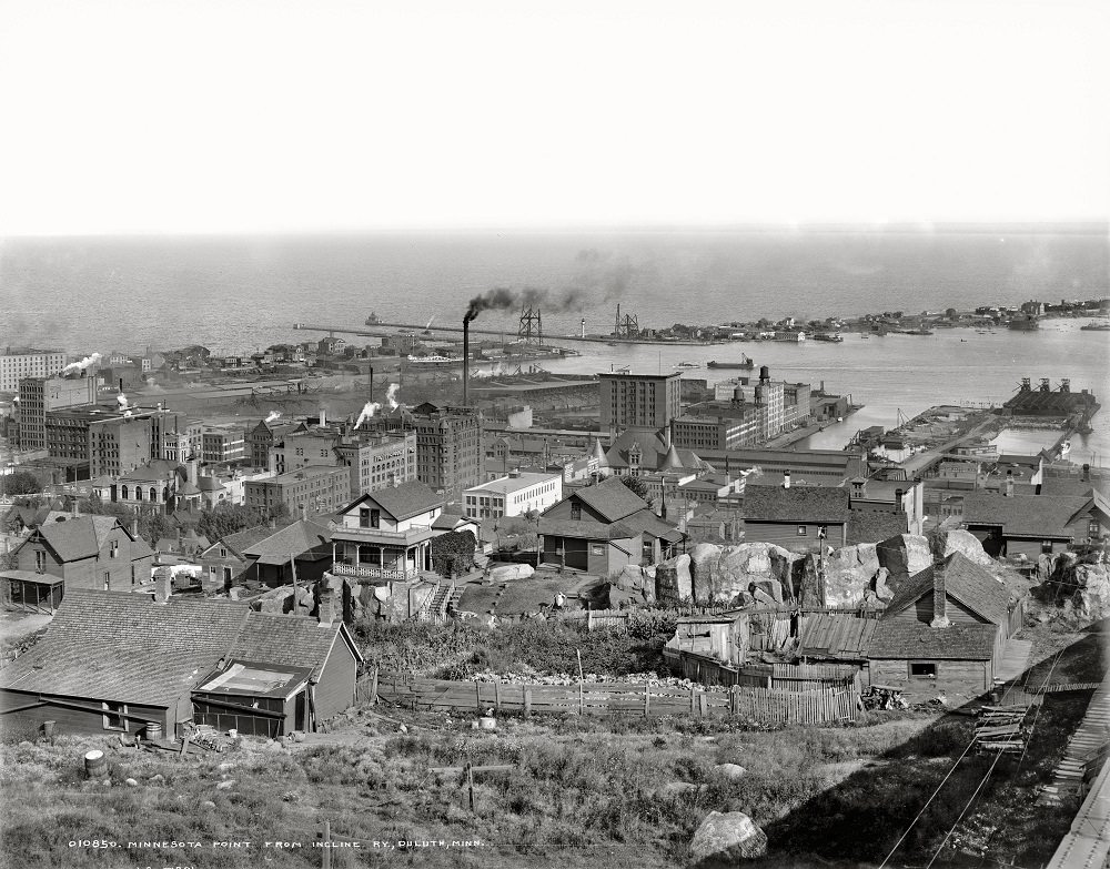 Minnesota Point from incline railway, Duluth, 1905