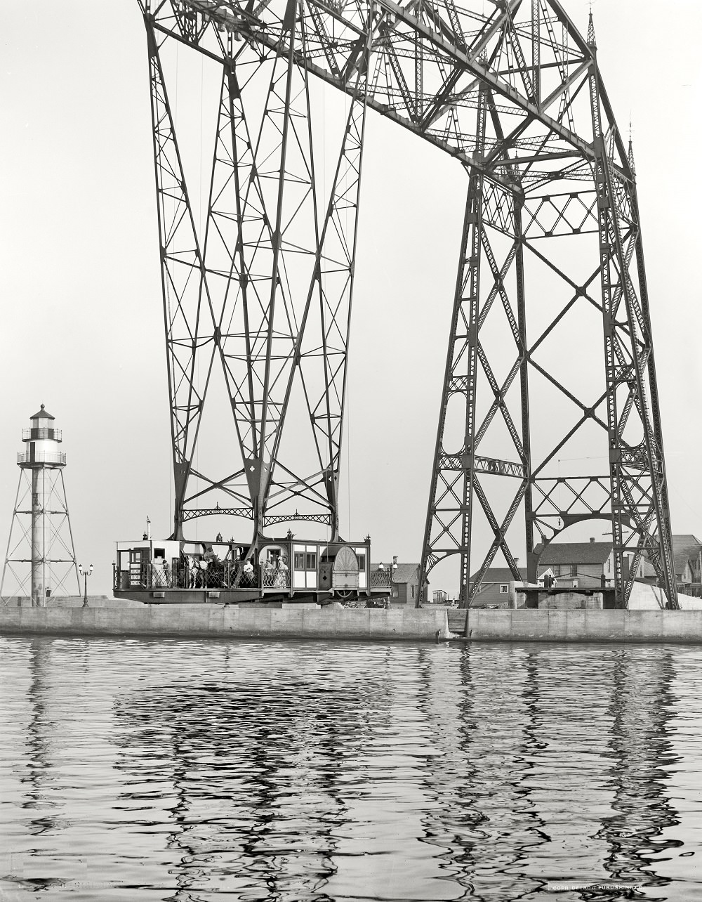 Aerial bridge car, Duluth Ship Canal, 1908
