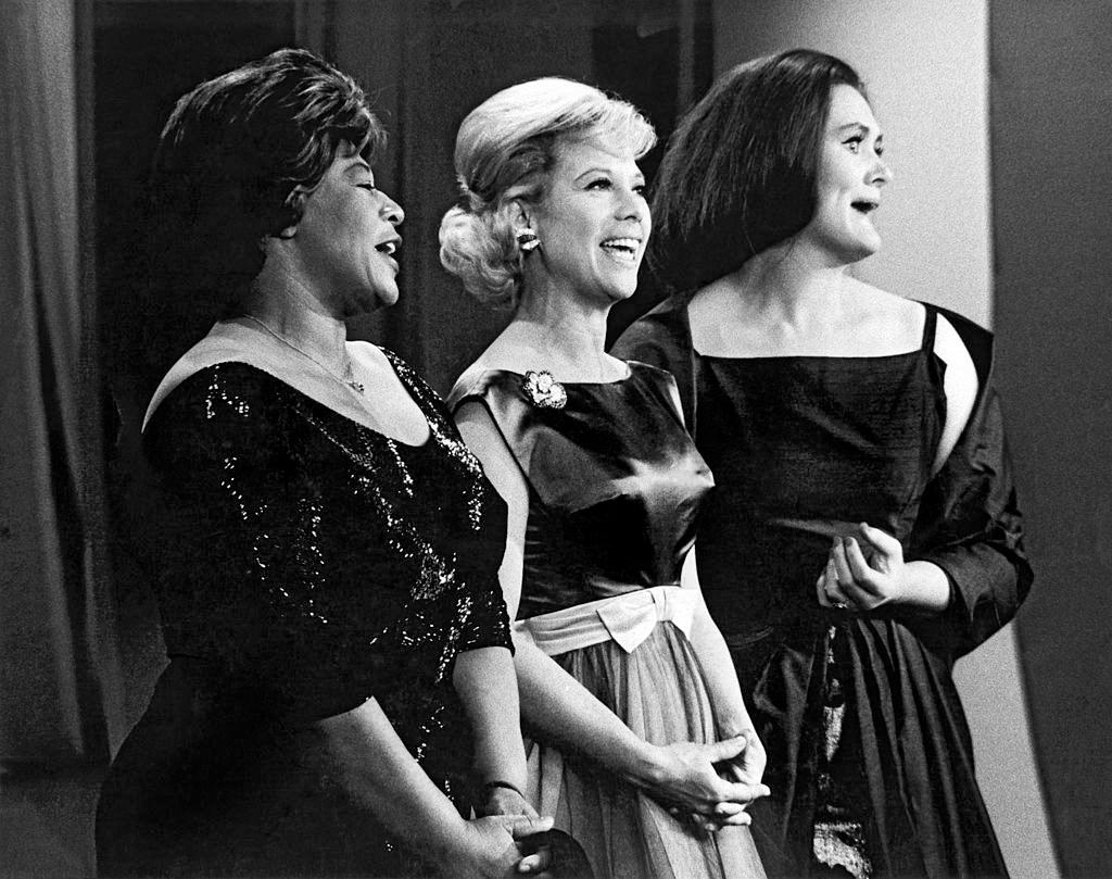 Ella Fitzgerald with Dinah Shore and Joan Shuterland at the Dinah Shore Chevy Show 1963