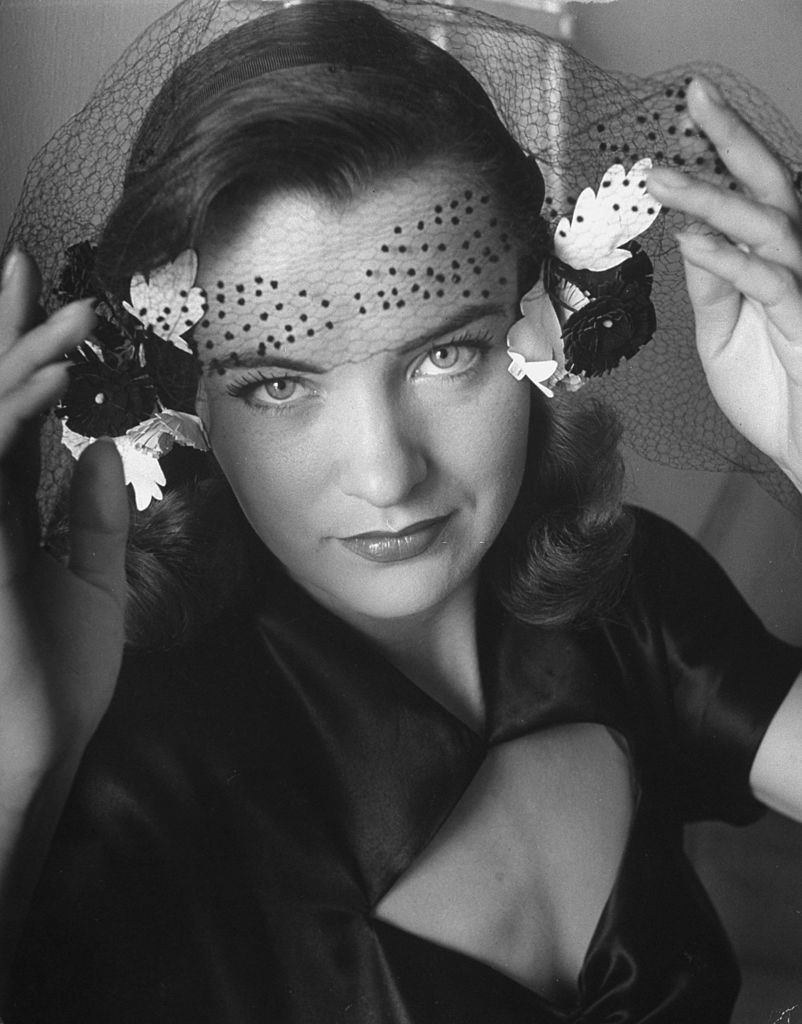 Ella Raines, 1940s