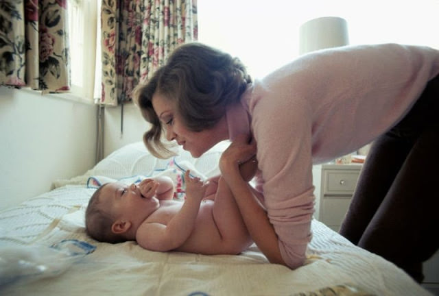 Jane Fonda playing her daughter Vanessa