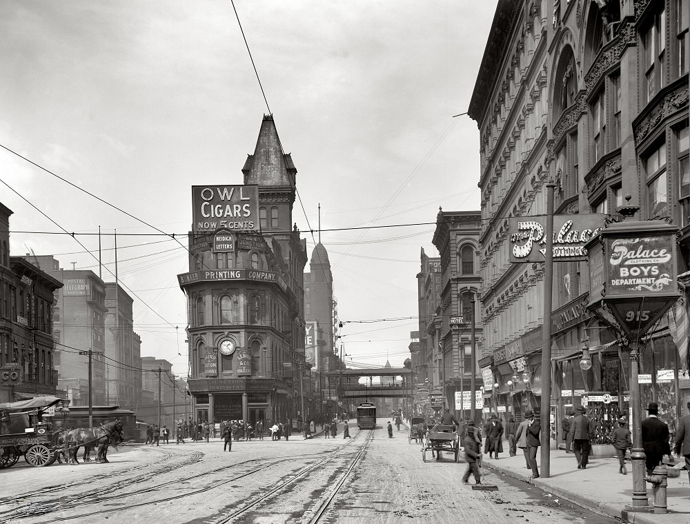 Junction of Main and Delaware Streets, Kansas City, Missouri, circa 1906