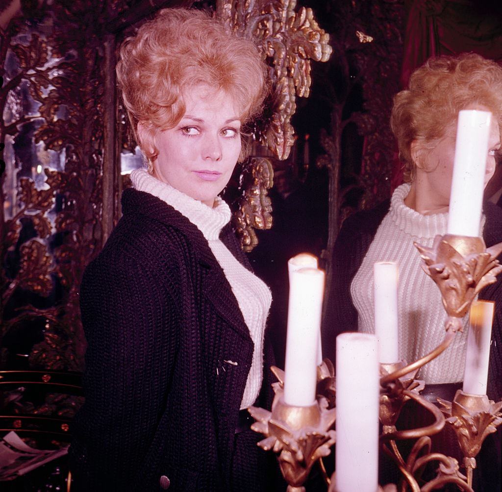 Kim Novak on the set of Boys' Night Out