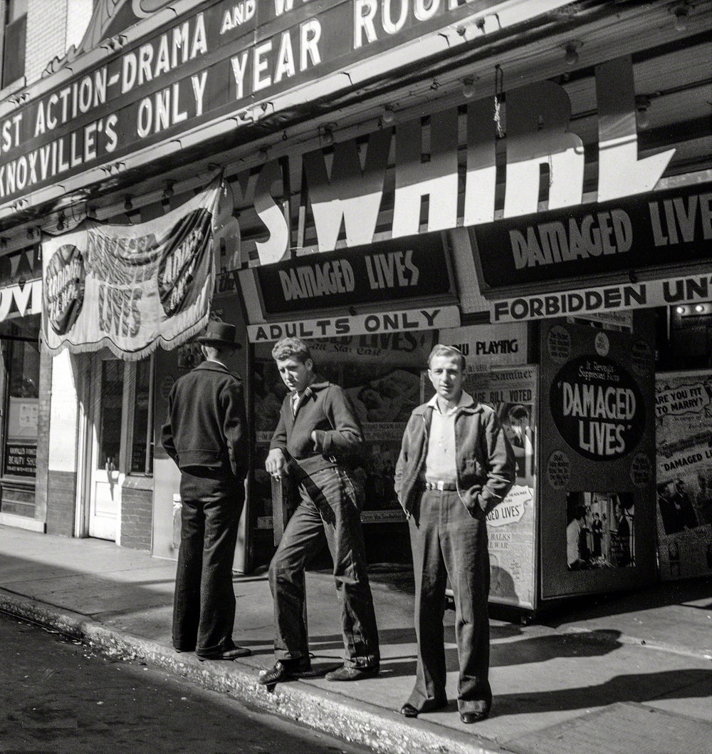 Damaged Lives, Knoxville, 1941