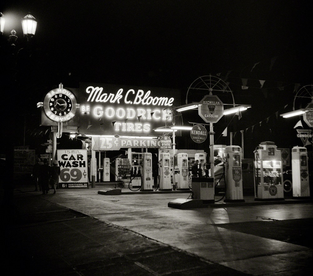Gasoline filling station at night, Hollywood, California, April 1942