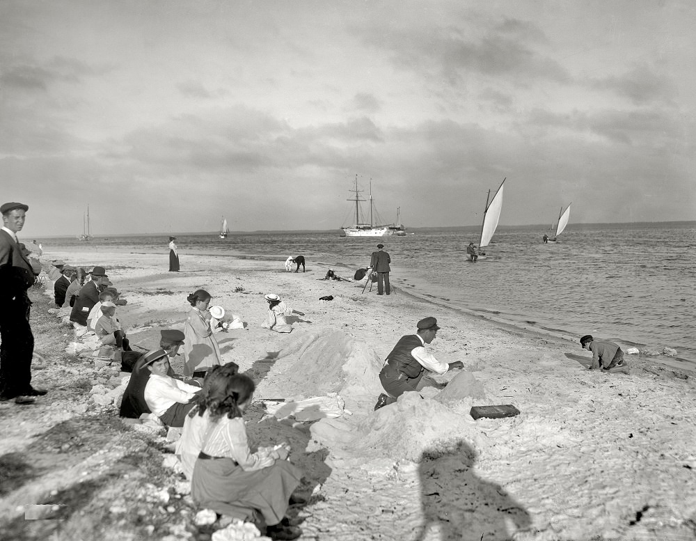 On the shore of Biscayne Bay, Miami circa 1905