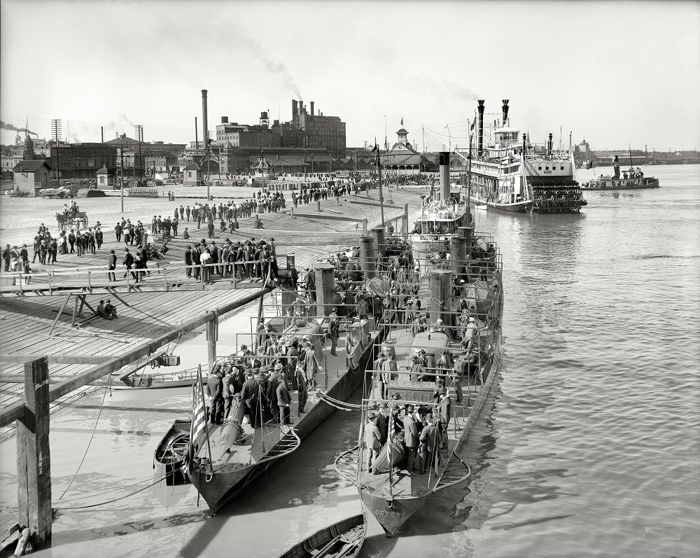 Visiting the torpedo boats, The Porter and the Dupont, New Orleans circa 1906