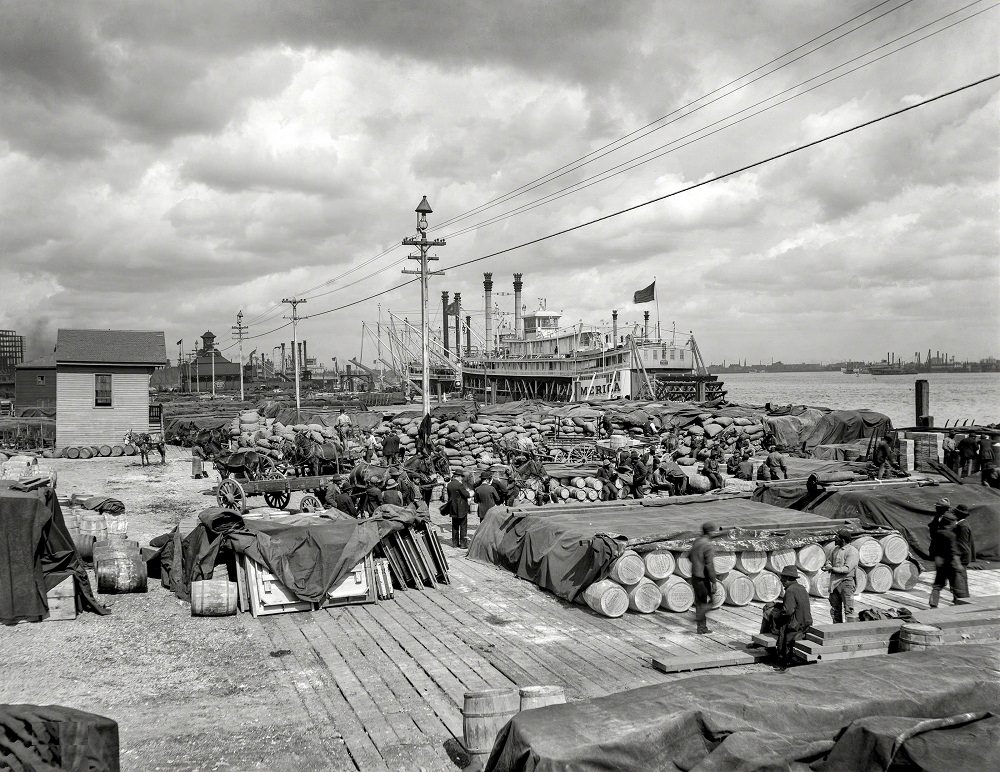 Foot of Canal Street and Riverboat at the levee, New Orleans circa 1900
