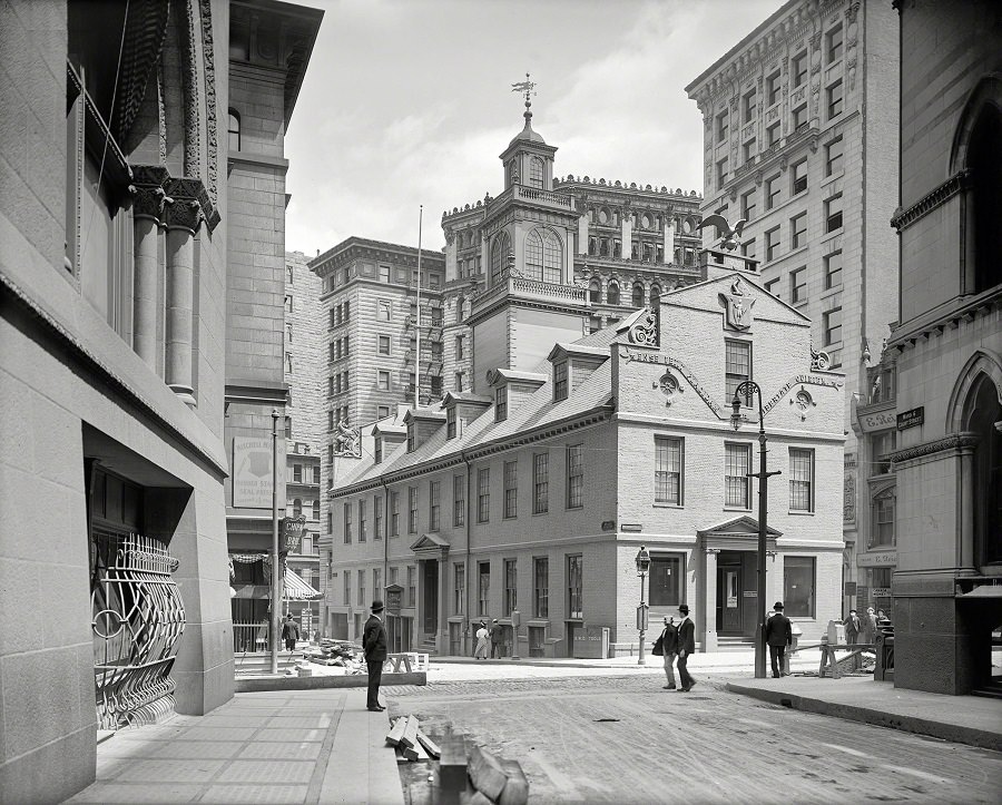 Old State House front from Court Street, Boston, 1906