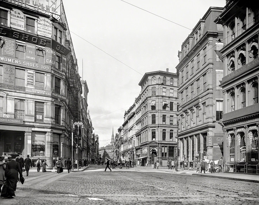 Summer Street in Boston, 1904