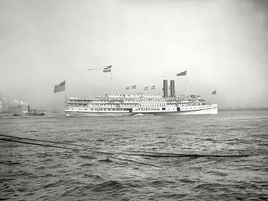 Steamer Priscilla, Fall River Line, Boston, 1901