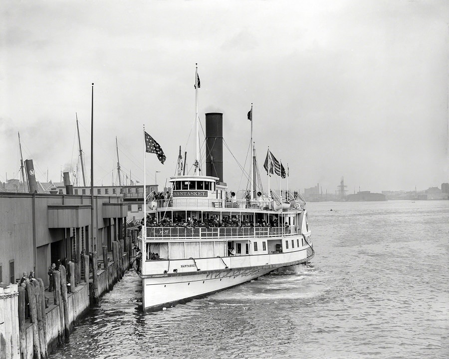 London Ancients and Honorables leaving Rowe's wharf on steamer Nantasket for harbor trip, Boston, 1904