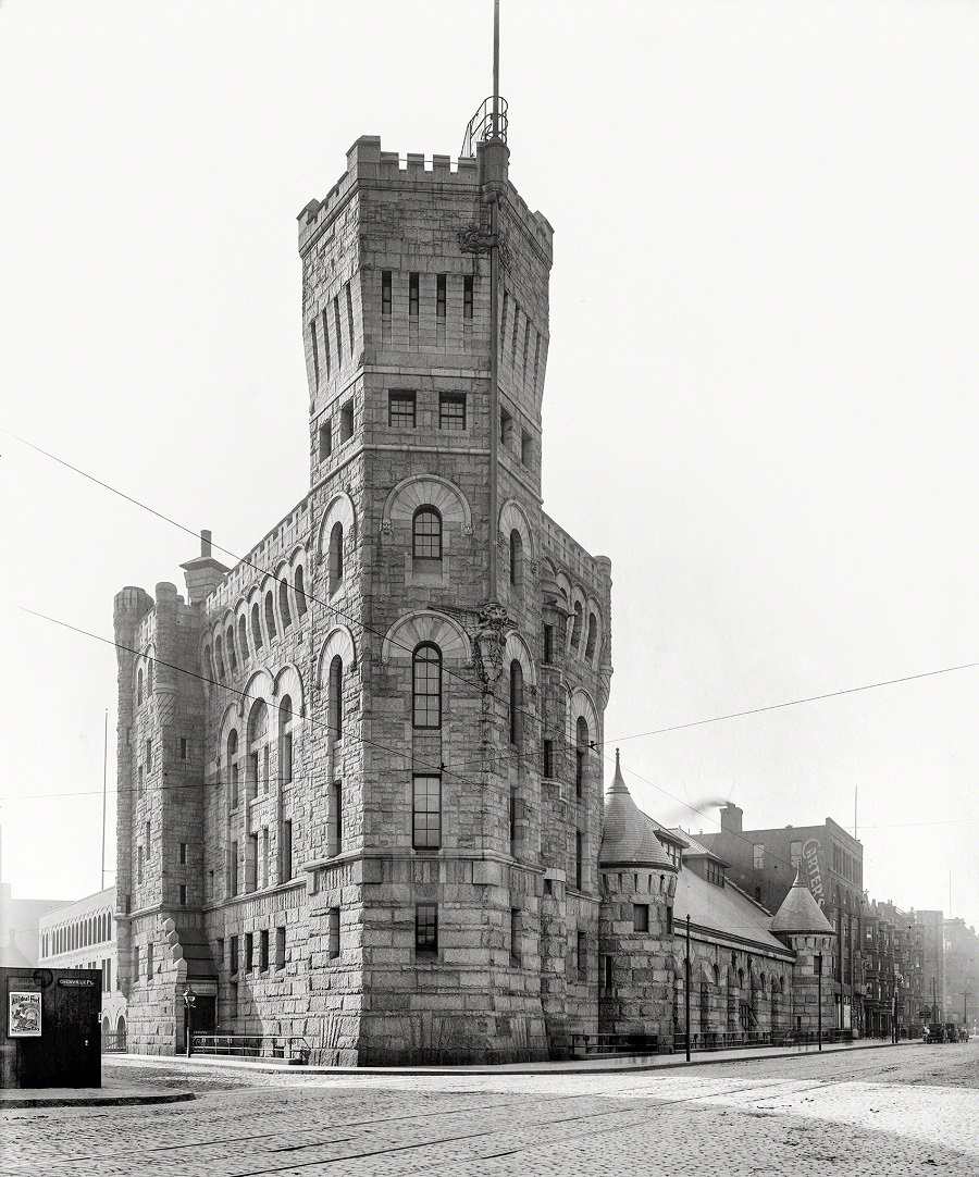 Cadet armory, Boston, 1904