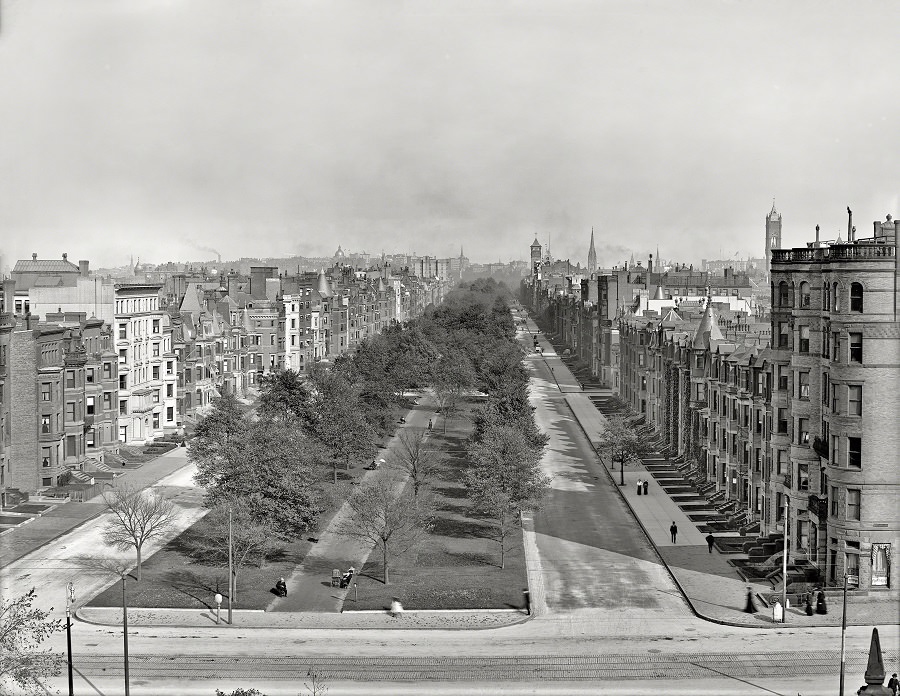 Commonwealth Avenue, Boston, 1904