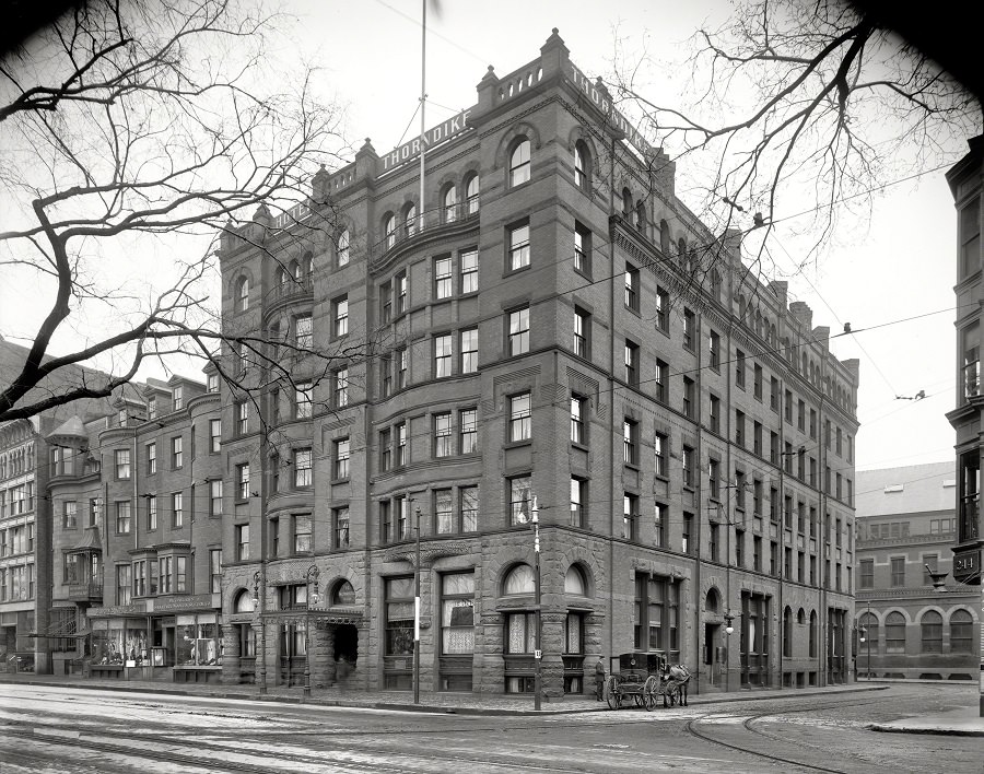 Hotel Thorndike, Boylston, 1904