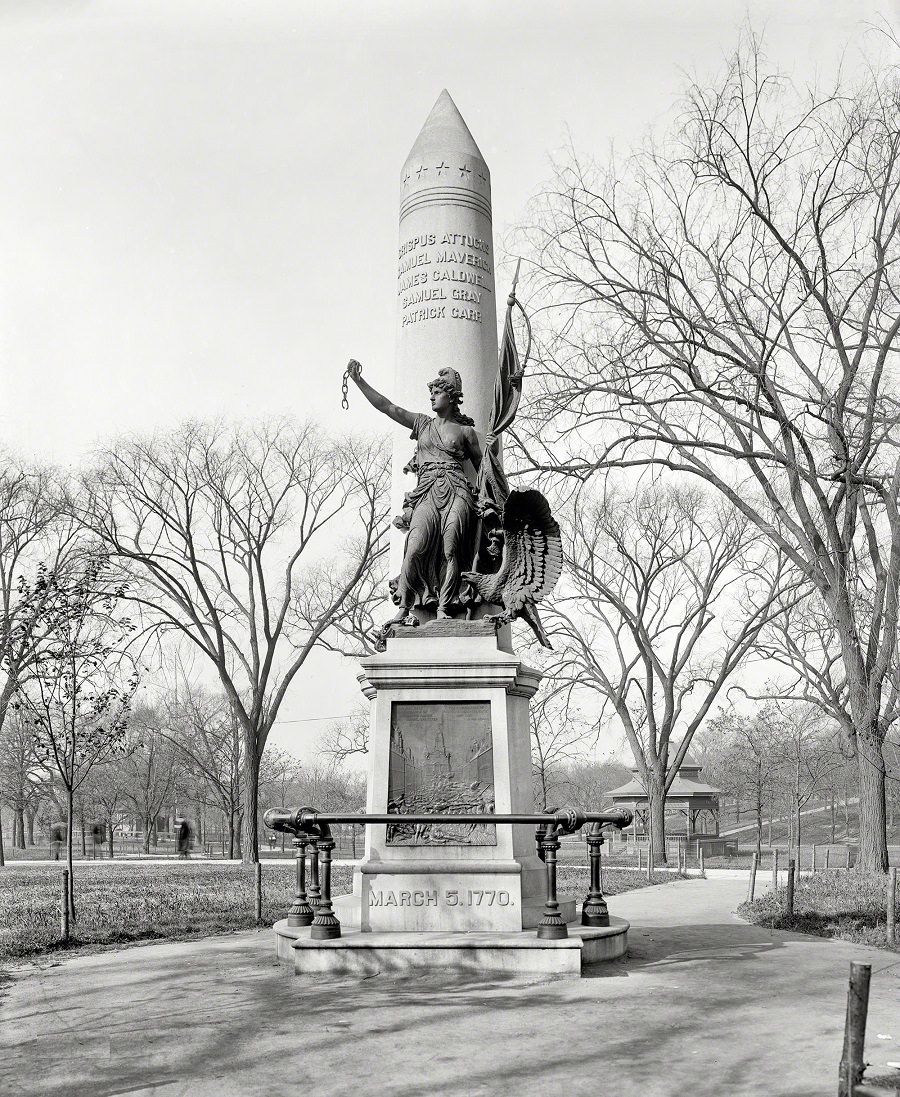 Boston Massacre Monument, 1904