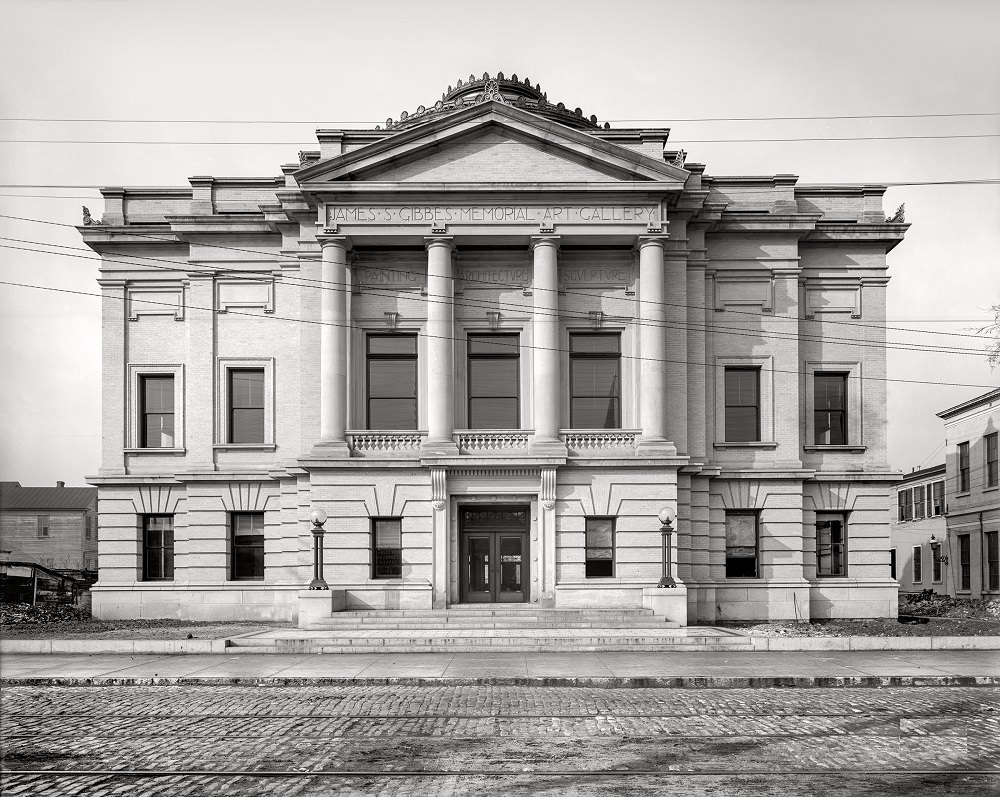 Gibbes Memorial Art Gallery at Meeting Street, Charleston, 1905