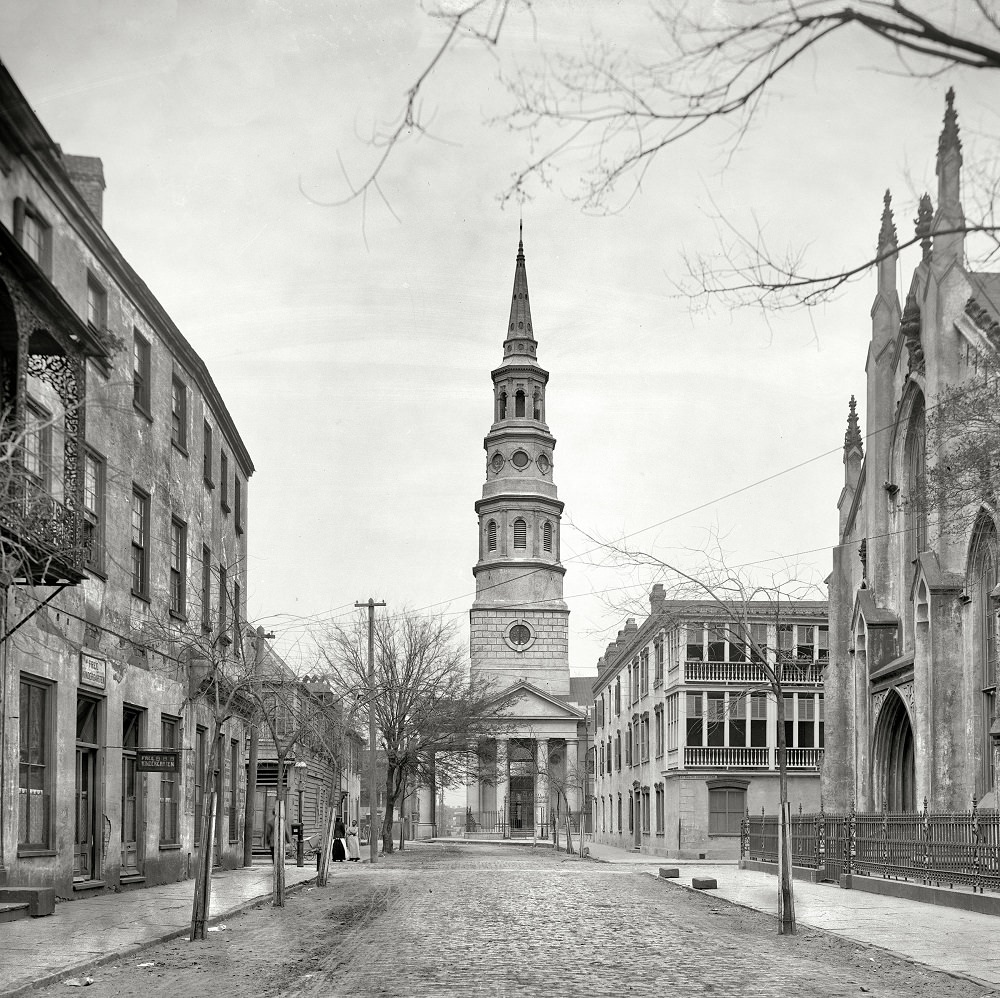 St. Philip's Church and French Huguenot Church, Charleston, South Carolina, circa 1910