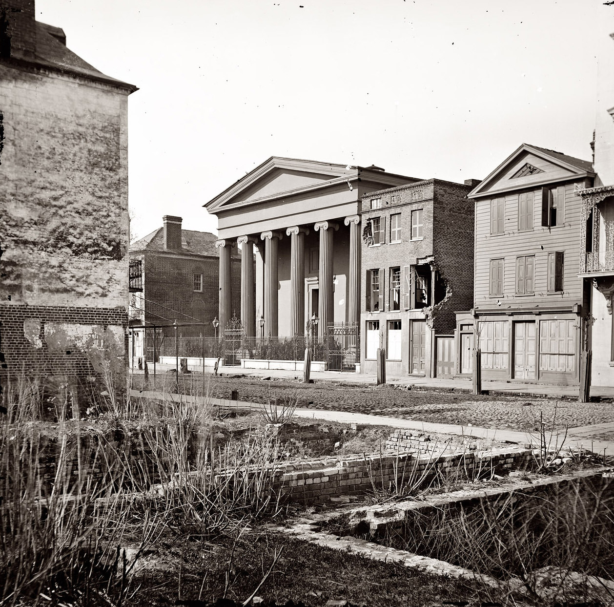 Hibernian Hall, Charleston, 1865
