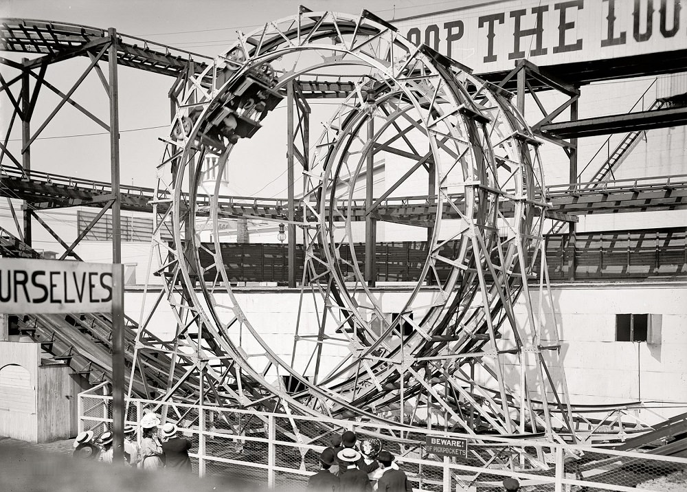 Hurk a hurok a Coney Island-ben, New York, 1903