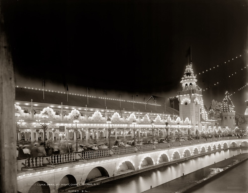 Luna Park éjjel, Coney Island, 1905