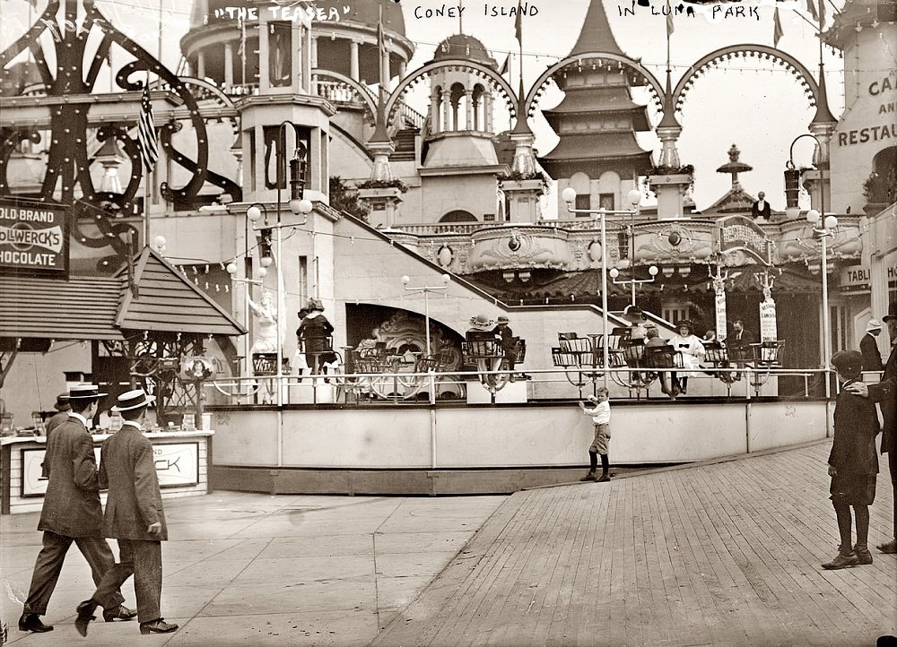The Teaser, a ride at Coney Island's Luna Park, 1911