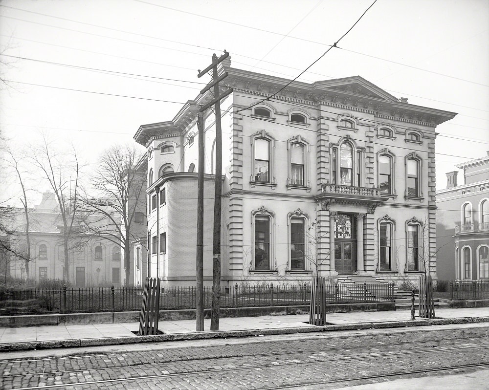 Pendennis Club, West Walnut Street, Louisville, Kentucky, circa 1906