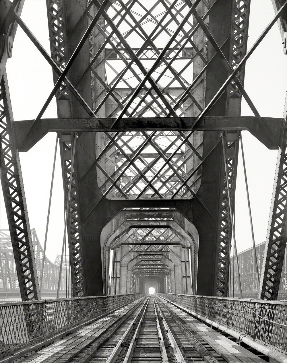 Memphis Bridge spanning Mississippi River between Memphis, Tennessee, 1958