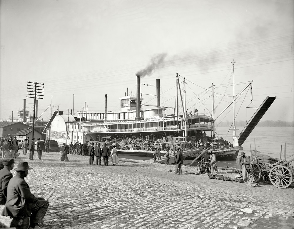 Mississippi River packet James Lee, Memphis, Tennessee, circa 1910