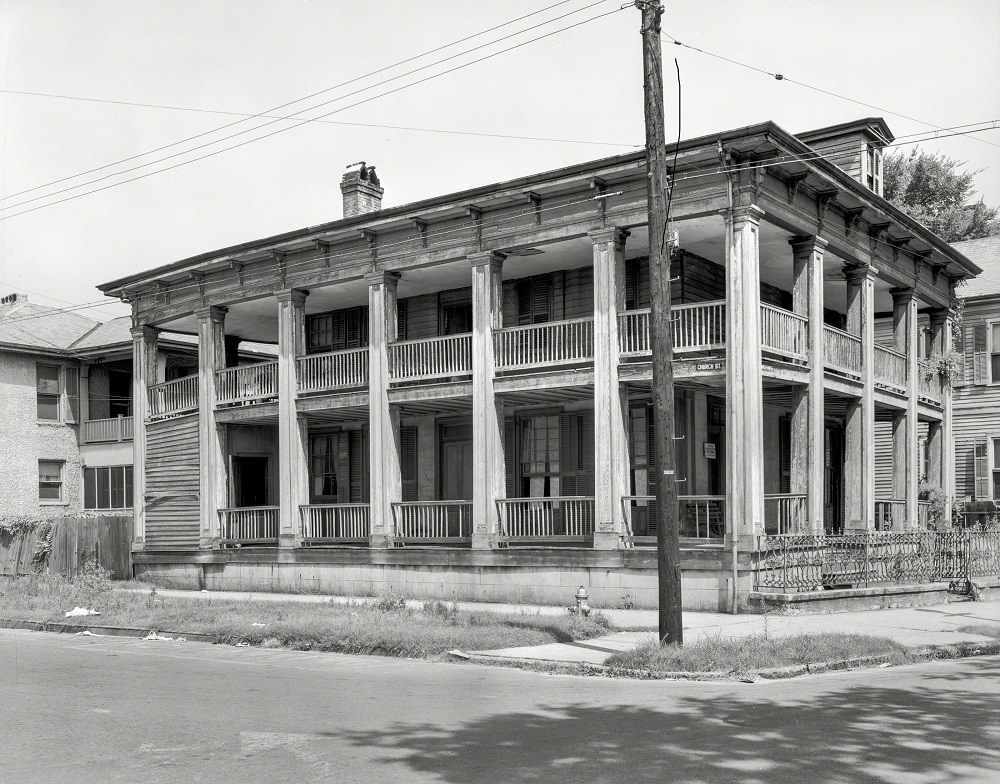 112 S. Conception Street, Mobile, Alabama, 1939