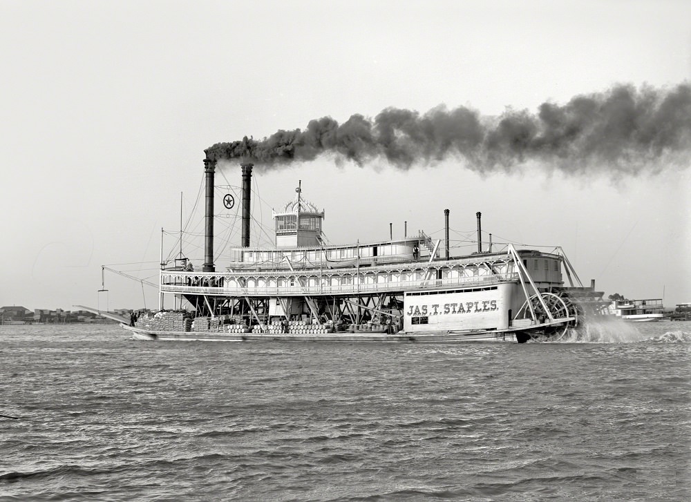 River packet Jas. T. Staples, Mobile, 1913